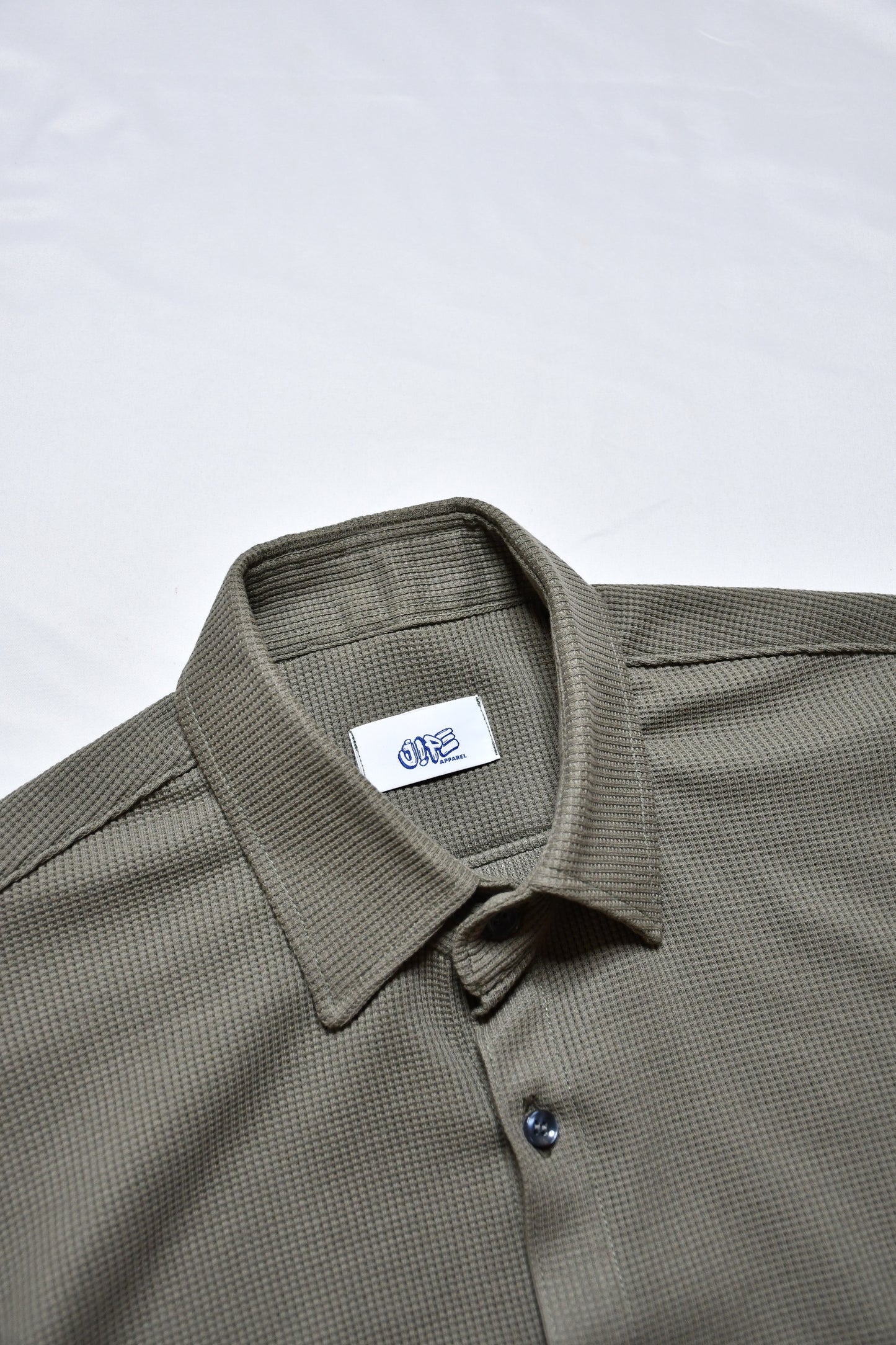 Cropped Textured Travel Shirt